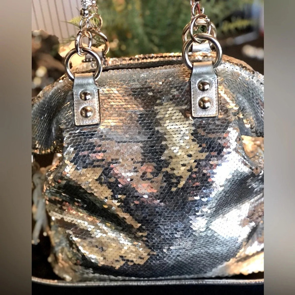 Rare Coach Poppy Limited Edition Silver Sequin Spotlight Tote Bag Good Cond - Picture 6 of 14